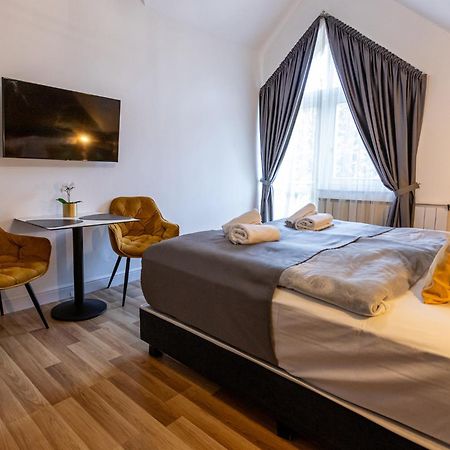 Hotel Clariss Balatonalmádi Exteriér fotografie