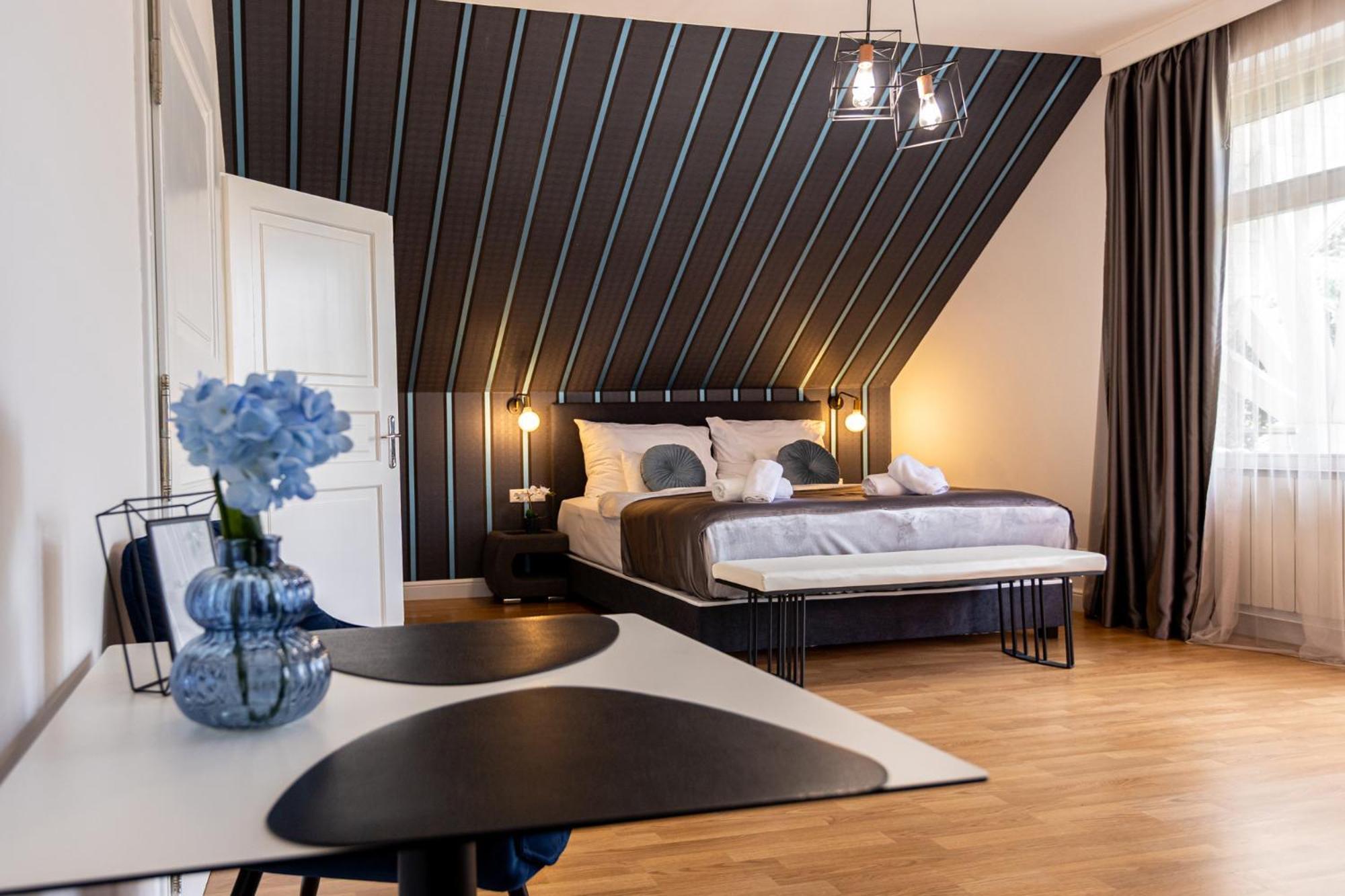 Hotel Clariss Balatonalmádi Exteriér fotografie